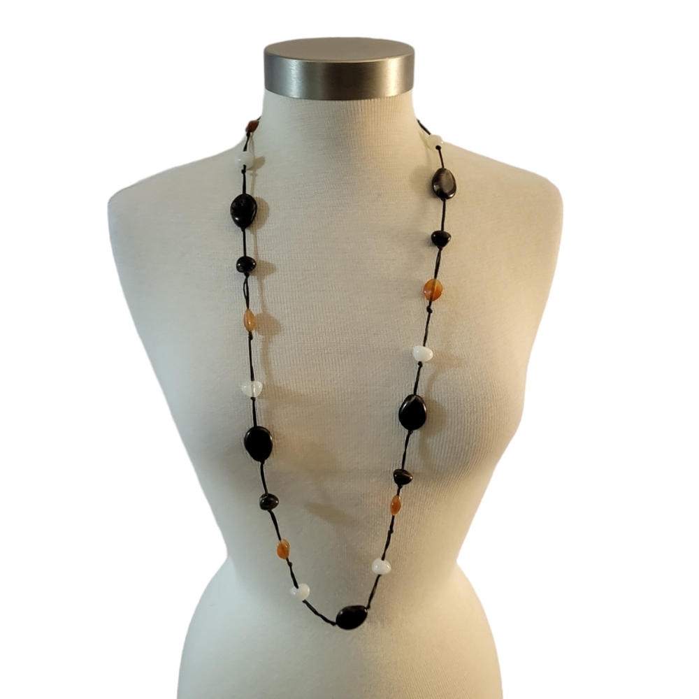 Hand Crafted Beaded Hand Tied Necklace